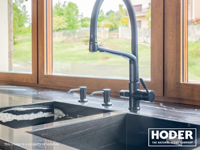 Bathroom tops Travertine 125 and quartz conglomerate 300 and kitchen, bathroom tops Granite 480 i 37 - zdjęcie numer 8