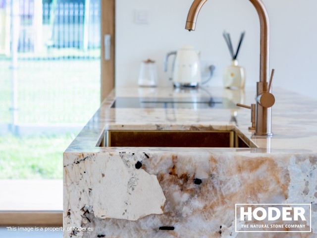 Kitchen worktops natural quartzite 411 - zdjęcie numer 1