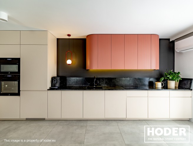 kitchen natural quartz Satinato 490 and bathroom tops marble 148