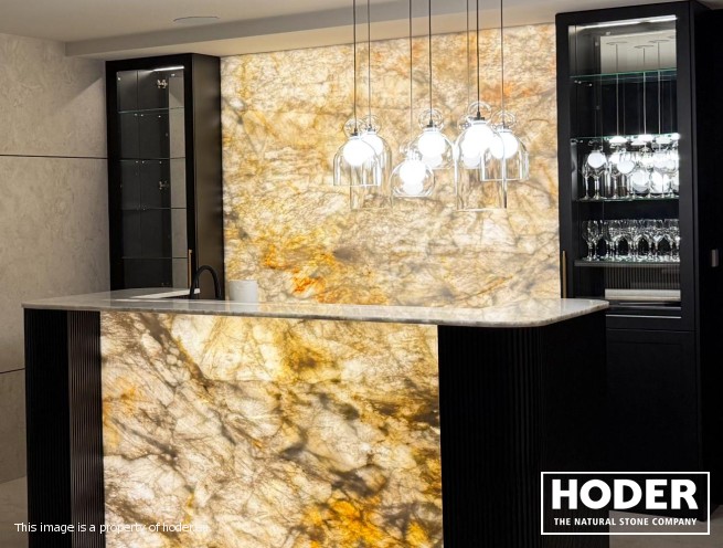 Top natural quartzite 702