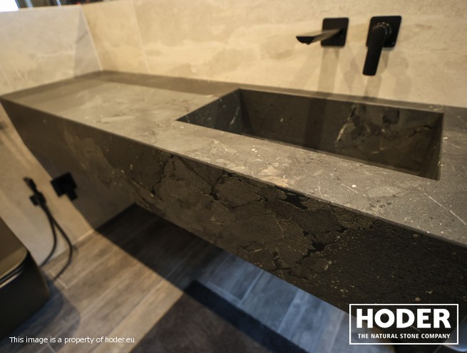 Bathroom tops natural quartzite 470