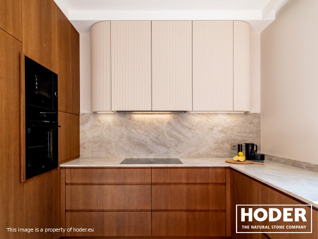 Kitchen natural quartz Satinato 723, bathroom tops Granite Satinato 464 and window sill  quartz conglomerate 2005 - zdjęcie numer 9