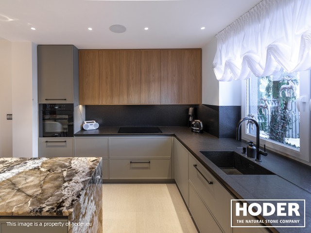 kitchen worktops natural quartzite 483 and granite 61 - zdjęcie numer 1