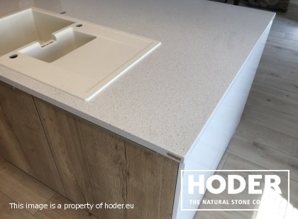 KITCHEN WORKTOPS Quartz 1102