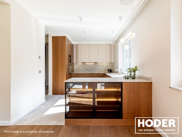 Kitchen natural quartz Satinato 723, bathroom tops Granite Satinato 464 and window sill  quartz conglomerate 2005 - zdjęcie numer 3