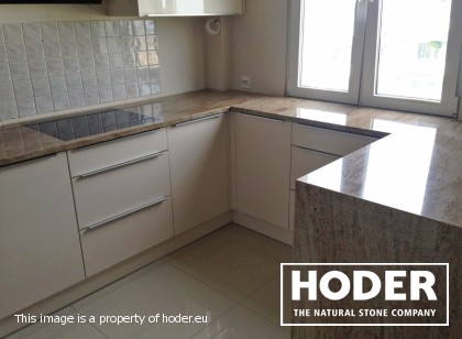 KITCHEN WORKTOPS GRANITE 64