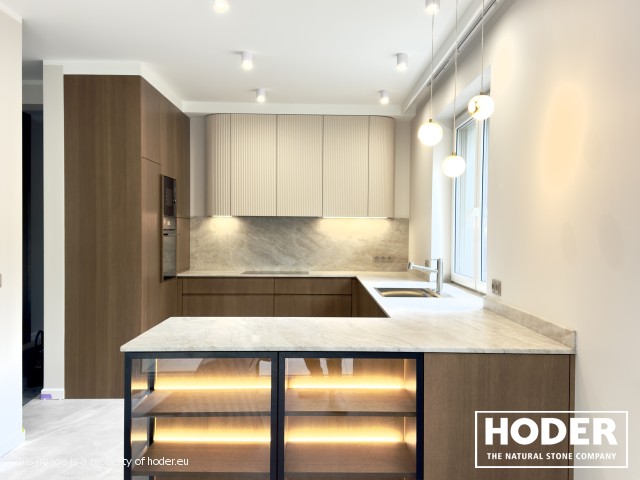 Kitchen natural quartz Satinato 723, bathroom tops Granite Satinato 464 and window sill  quartz conglomerate 2005 - zdjęcie numer 2